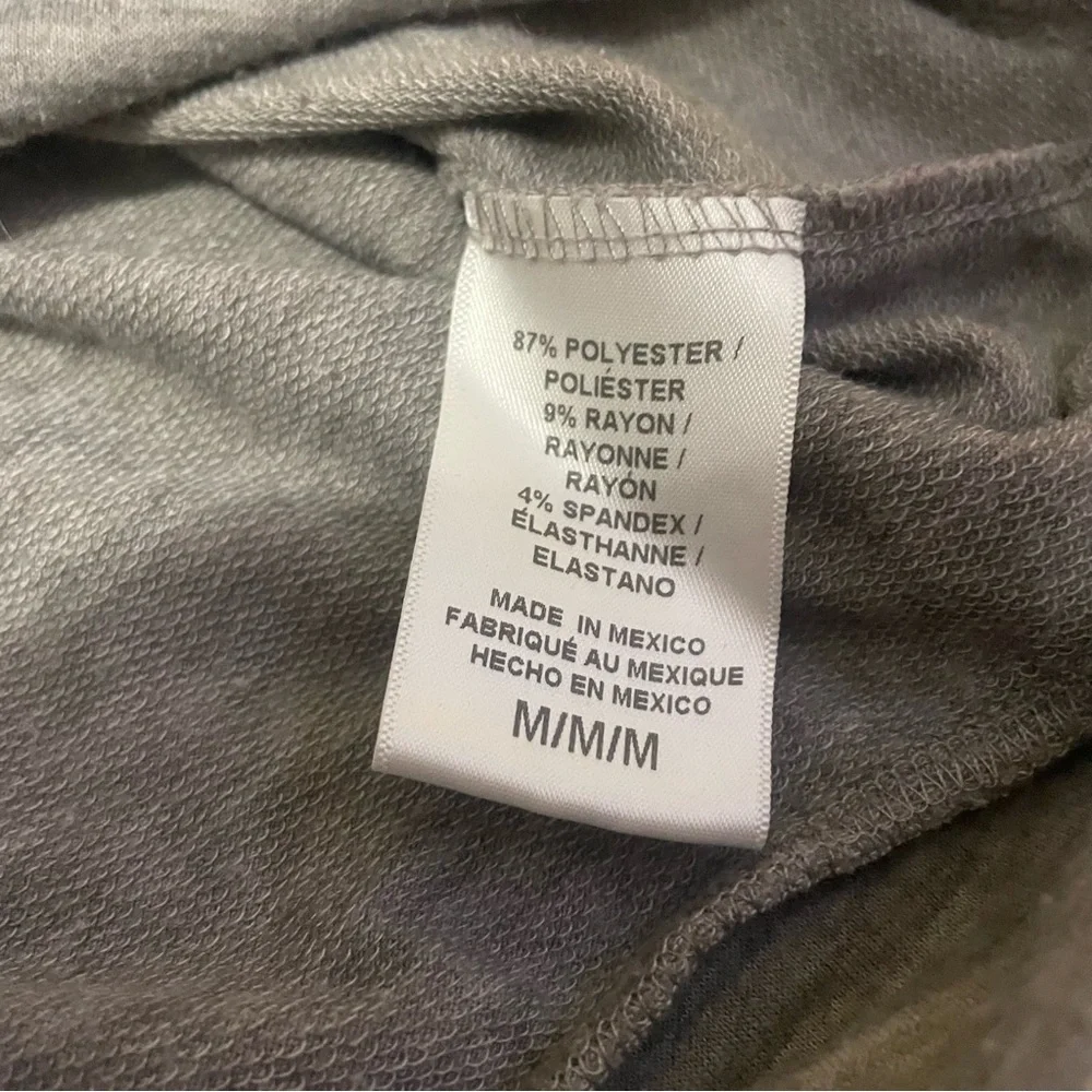 Gray Yosemite Graphic Women's Top